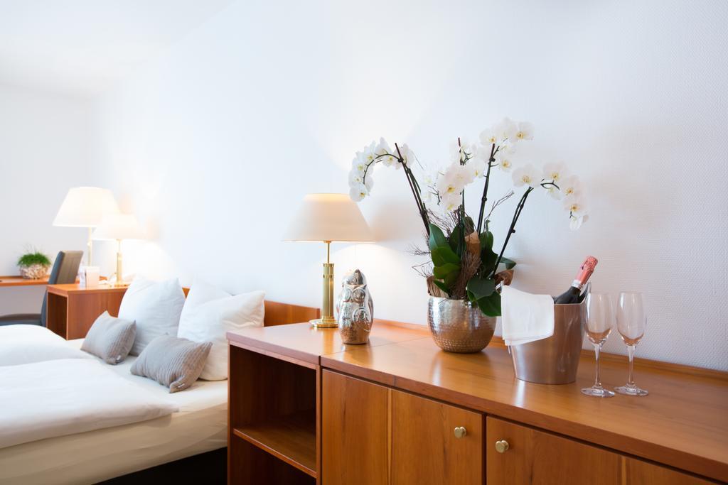 Hotel & Restaurant Rose Bietigheim-Bissingen Rom bilde