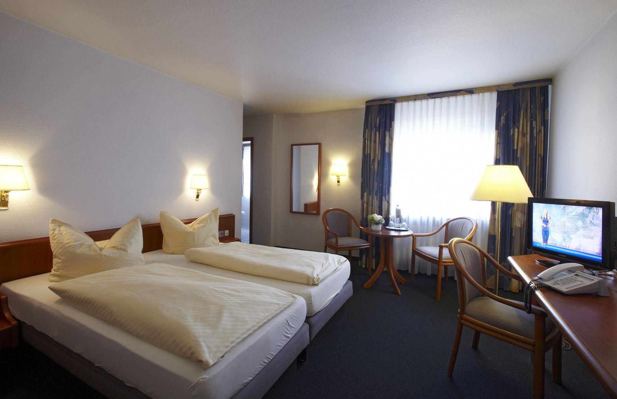 Hotel & Restaurant Rose Bietigheim-Bissingen Eksteriør bilde